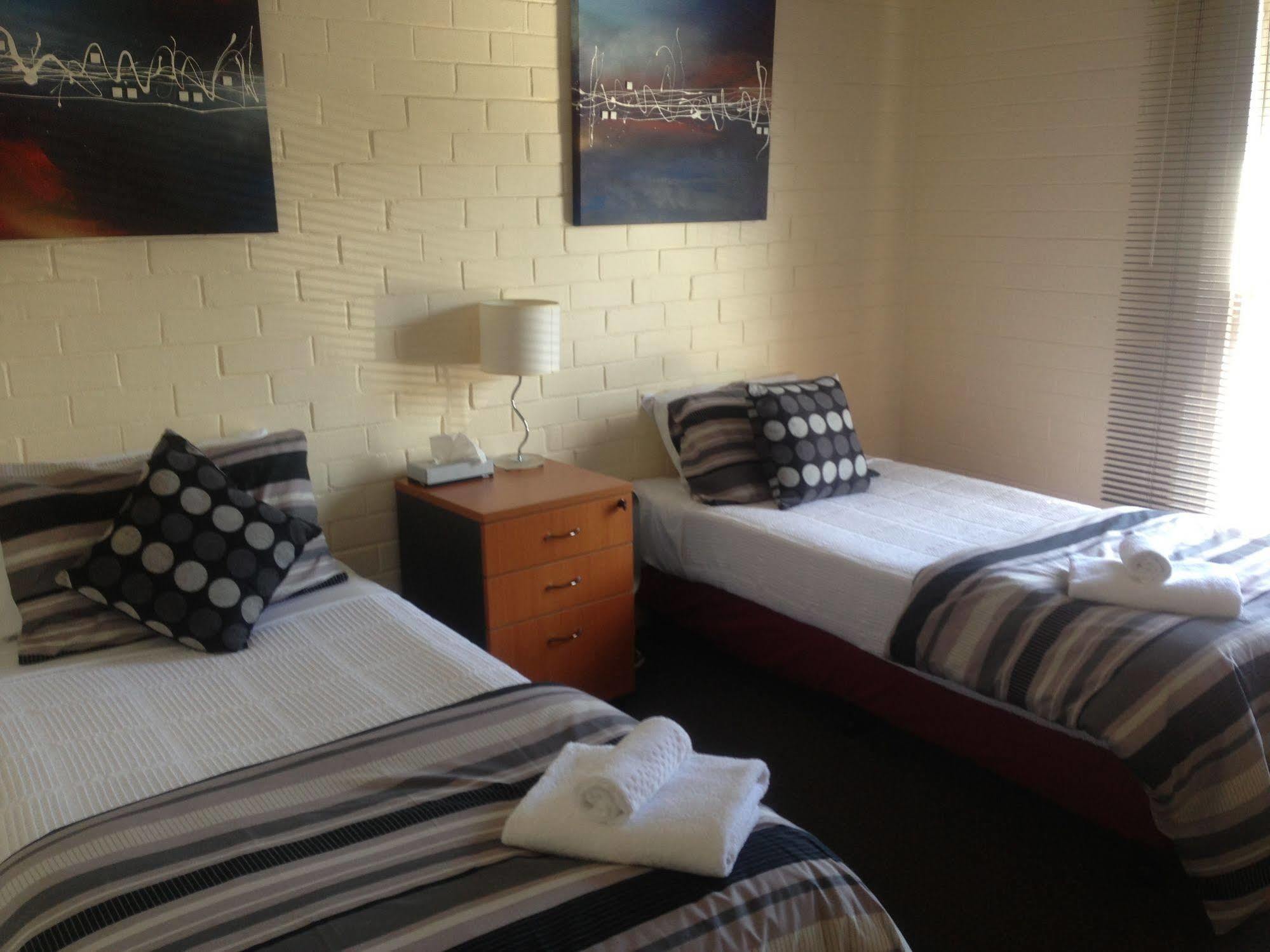 The Mews Motel Launceston Kültér fotó